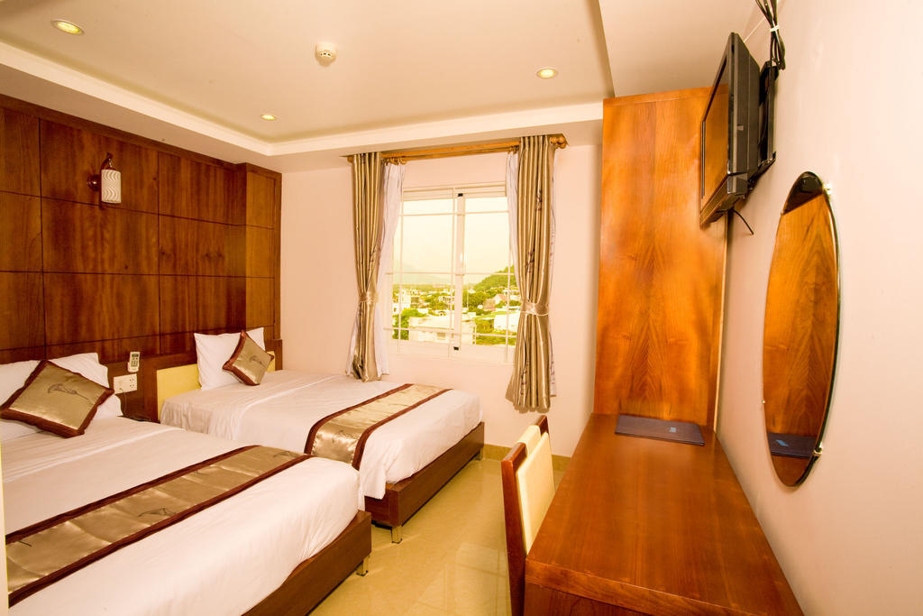 Ngoc Hong Hotel Nha Trang Exterior photo