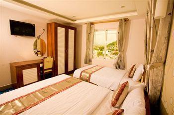 Ngoc Hong Hotel Nha Trang Exterior photo